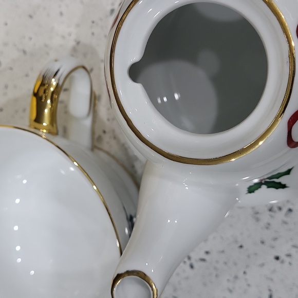 Nantucket Tea Set - Picture 4 of 5